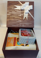Load image into Gallery viewer, Pre Natal Box - 1500/-