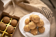 Load image into Gallery viewer, Prem Ka laddoo . Dry fruit laddo with makhana, pepper  and pure ghee