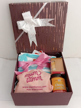 Load image into Gallery viewer, The beautiful hamper box for mother and child Box - 1899/-